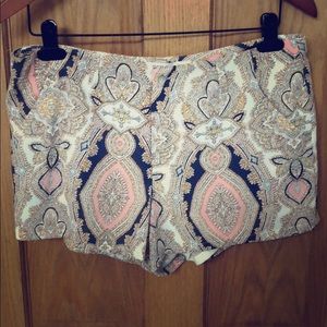 BCBGeneration shorts, Sz 6